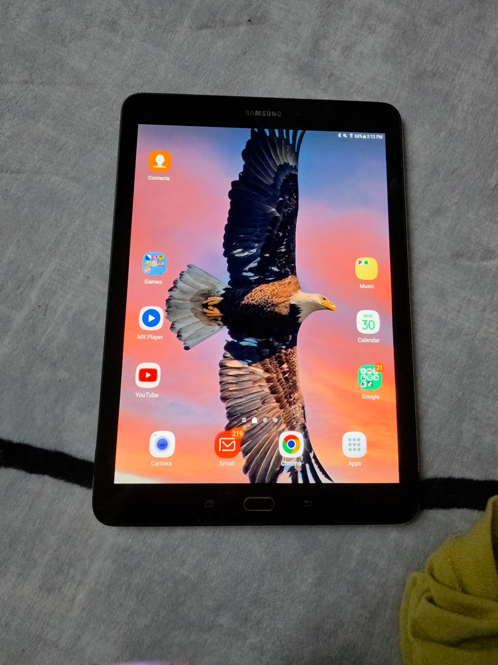 Samsung Black Tablet with Vibrant Eagle Display